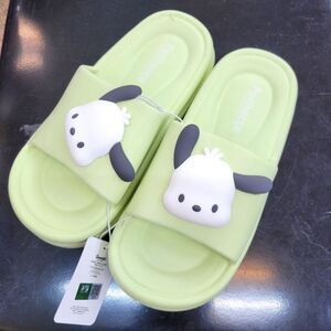 Brand New Sanrio Pochacco Big Charm Slippers Size: US 7.5